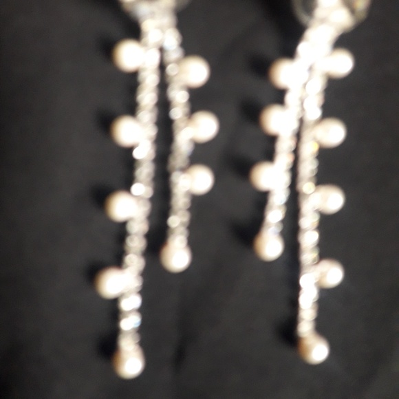 Jewelry - Picture 4 of 4